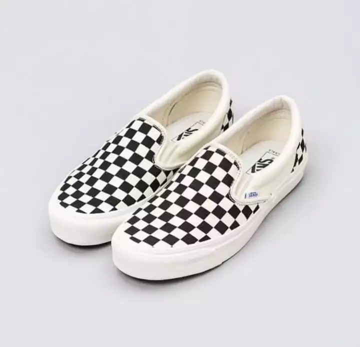 Detail Gambar Sepatu Vans Checkerboard Nomer 40