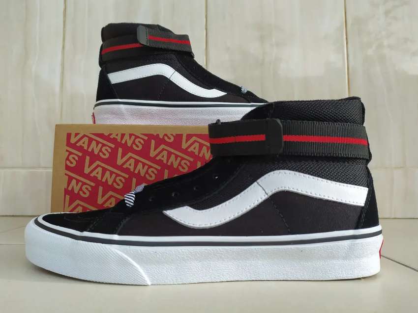 Detail Gambar Sepatu Vans Sk8 Nomer 40