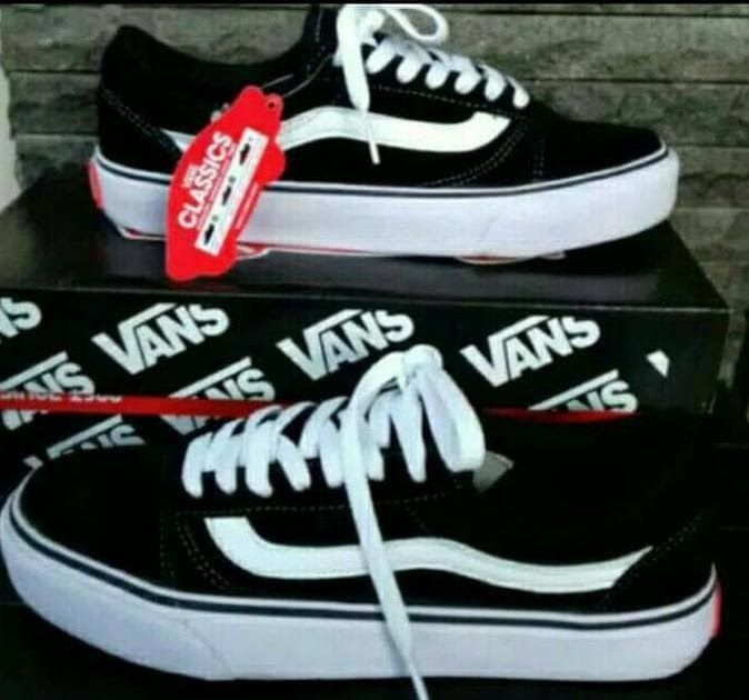 Detail Gambar Sepatu Vans Wanita Nomer 3