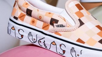 Detail Gambar Sepatu Vans Wanita Terbaru Nomer 34