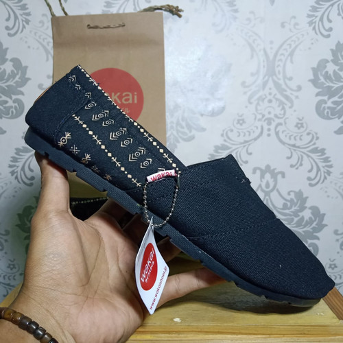 Detail Gambar Sepatu Wakai Nomer 30