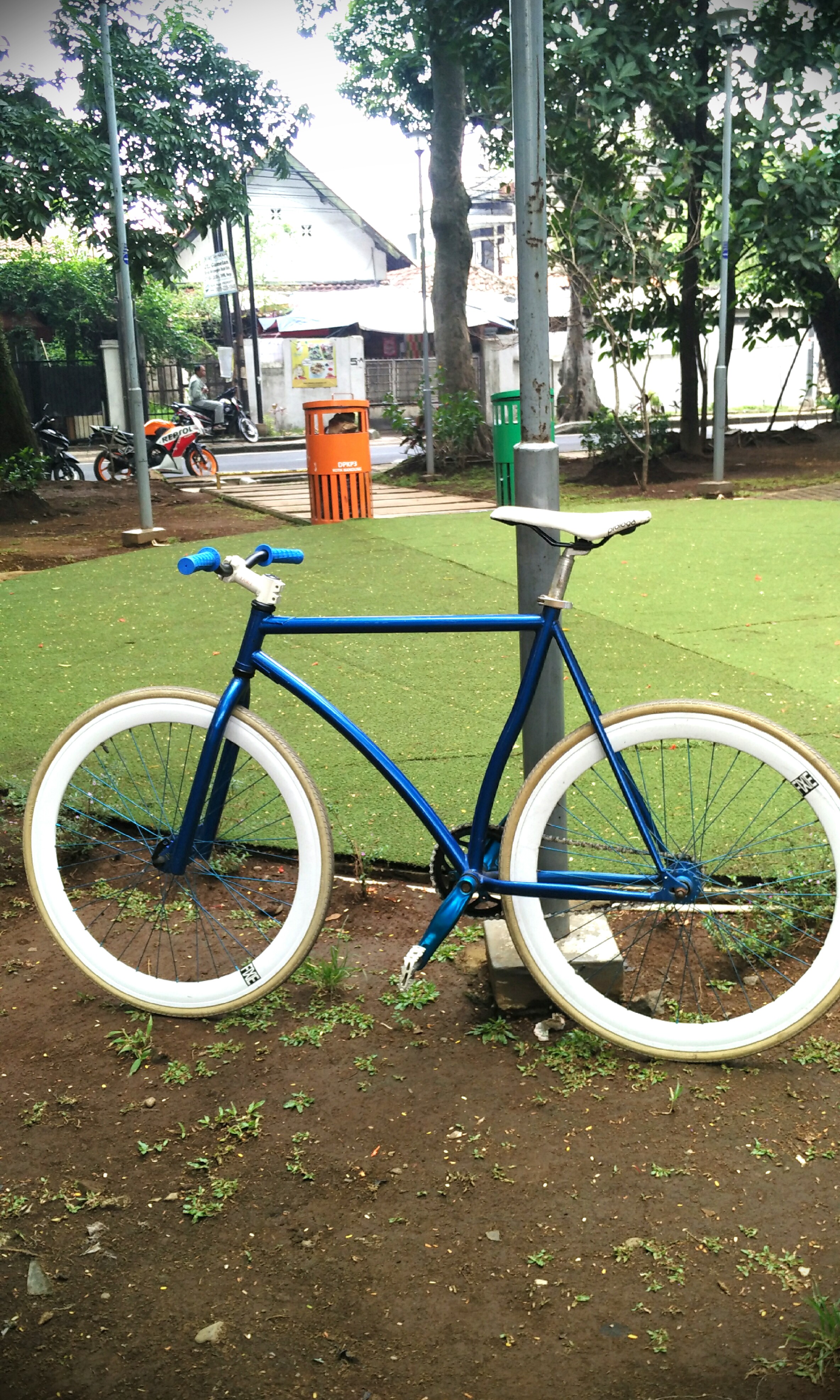 Detail Gambar Sepeda Fixie Nomer 5