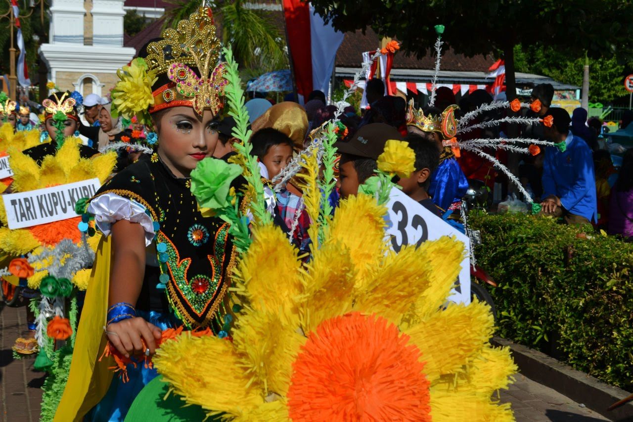 Detail Gambar Sepeda Hias Kupu Kupu Nomer 16