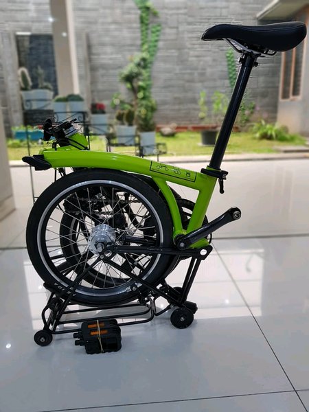 Detail Gambar Sepeda Lipat Brompton Nomer 2