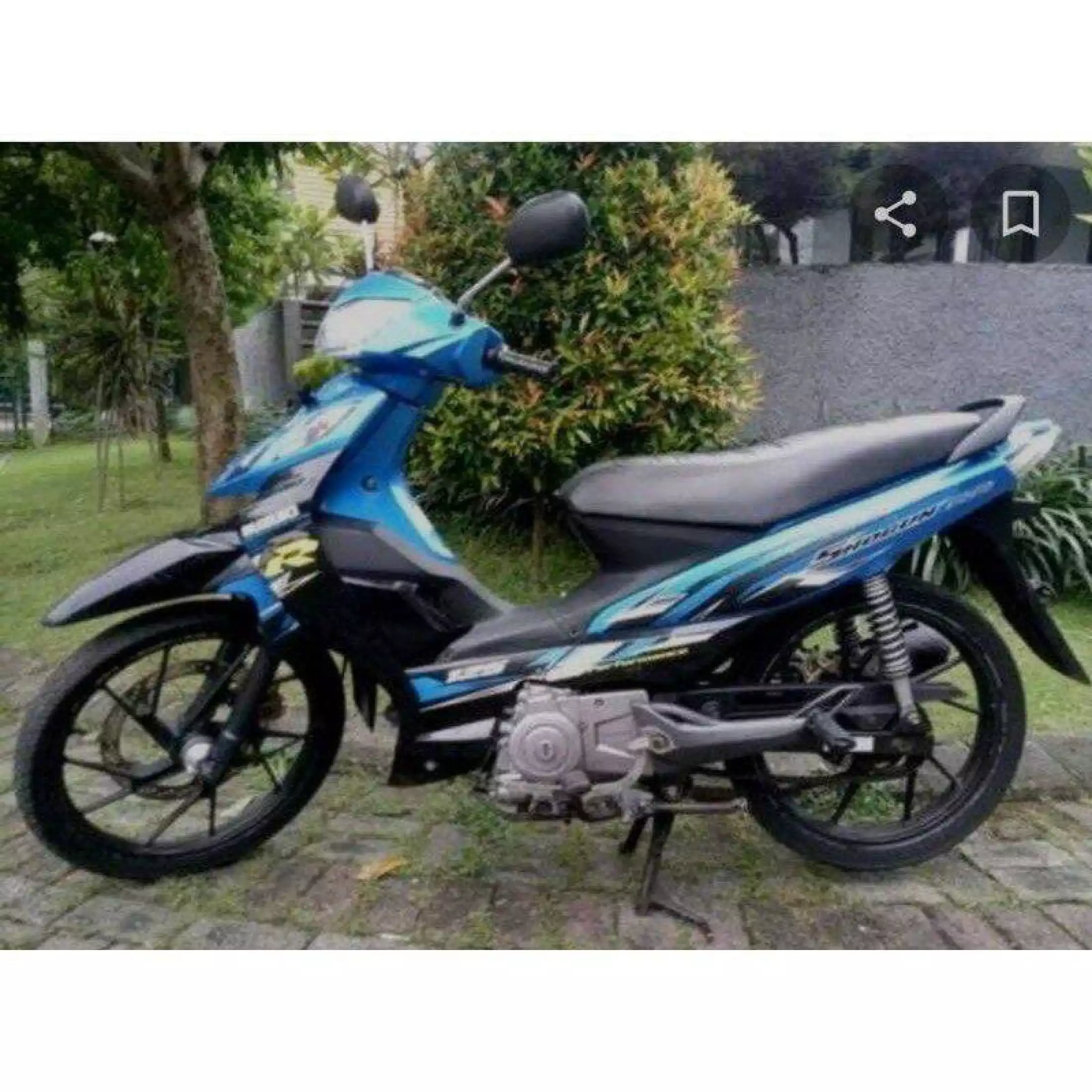 Detail Gambar Sepeda Motor Suzuki 125 2008 Hitam Nomer 24