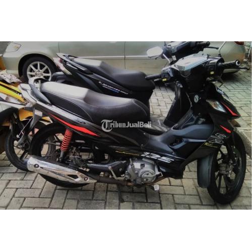 Detail Gambar Sepeda Motor Suzuki 125 2008 Hitam Nomer 34