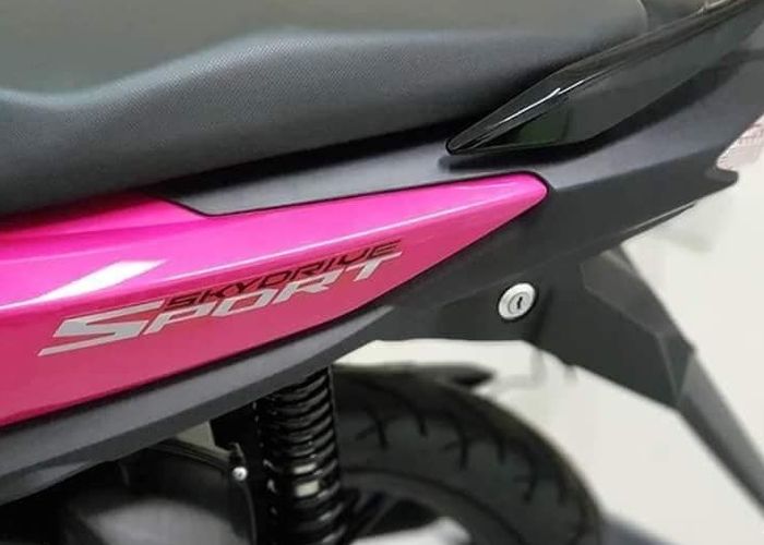 Detail Gambar Sepeda Motor Warna Pink Nomer 54