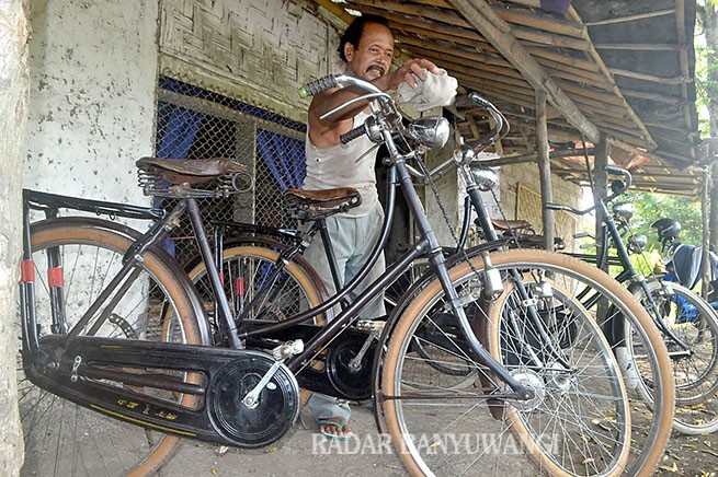 Detail Gambar Sepeda Ontel Jaman Dulu Nomer 2