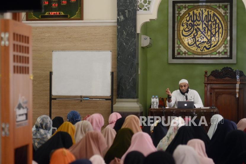 Detail Gambar Sertifikat Seminar Alquran Bagus Nomer 38