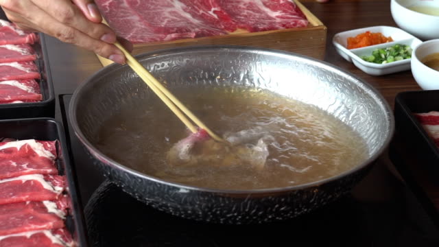 Detail Gambar Shabu Shabu Makanan Jepang Nomer 44