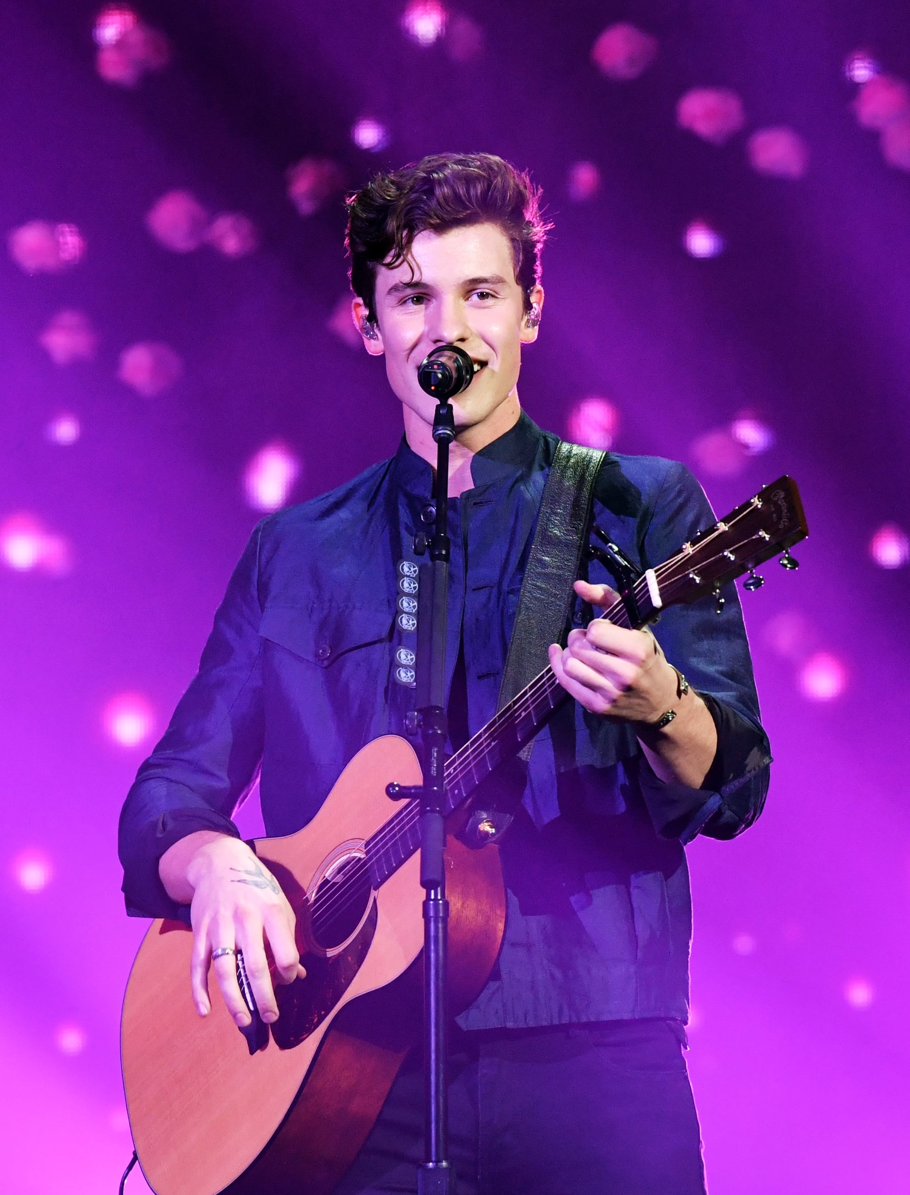 Detail Gambar Shawn Mendes Nomer 35