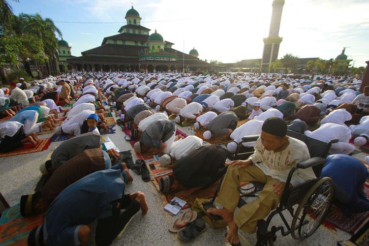 Detail Gambar Sholat Idul Fitri Nomer 52