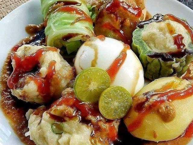 Detail Gambar Siomay Besar Kuah Mie Kuning Nomer 3