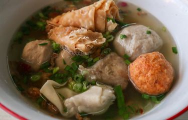 Detail Gambar Siomay Kuah Bakso Tahu Mie Nomer 7