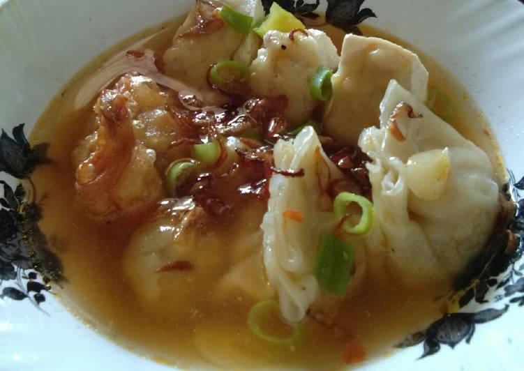 Detail Gambar Siomay Kuah Spesial Mie Kuning Nomer 15