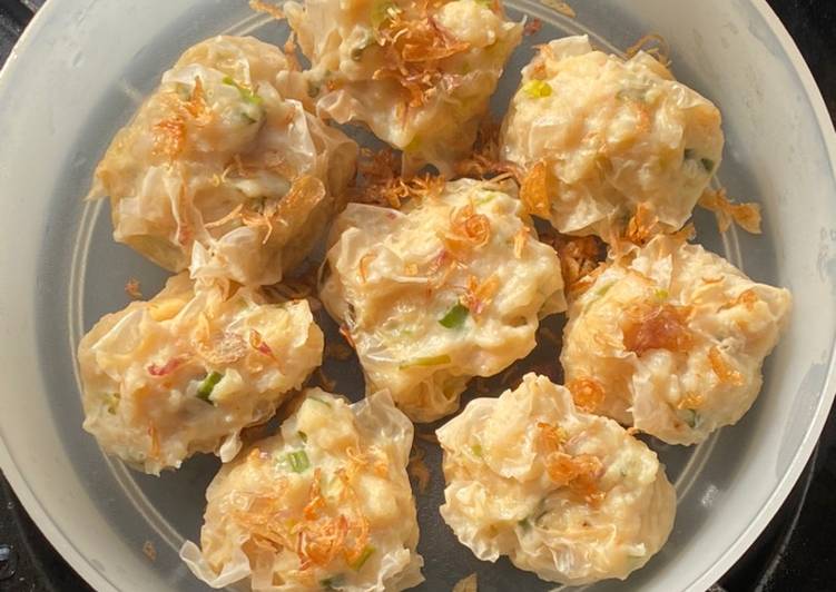 Detail Gambar Siomay Kuah Spesial Mie Kuning Nomer 54