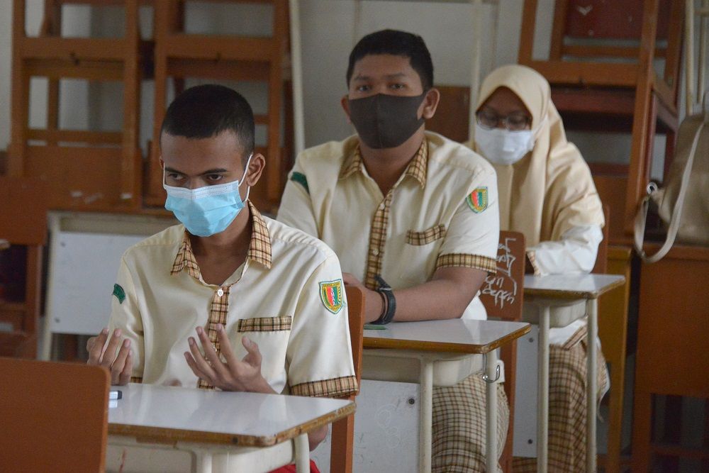 Detail Gambar Siswa Berdoa Sebelum Belajar Nomer 32