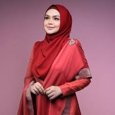 Detail Gambar Siti Nurhaliza Menyanyi Nomer 13