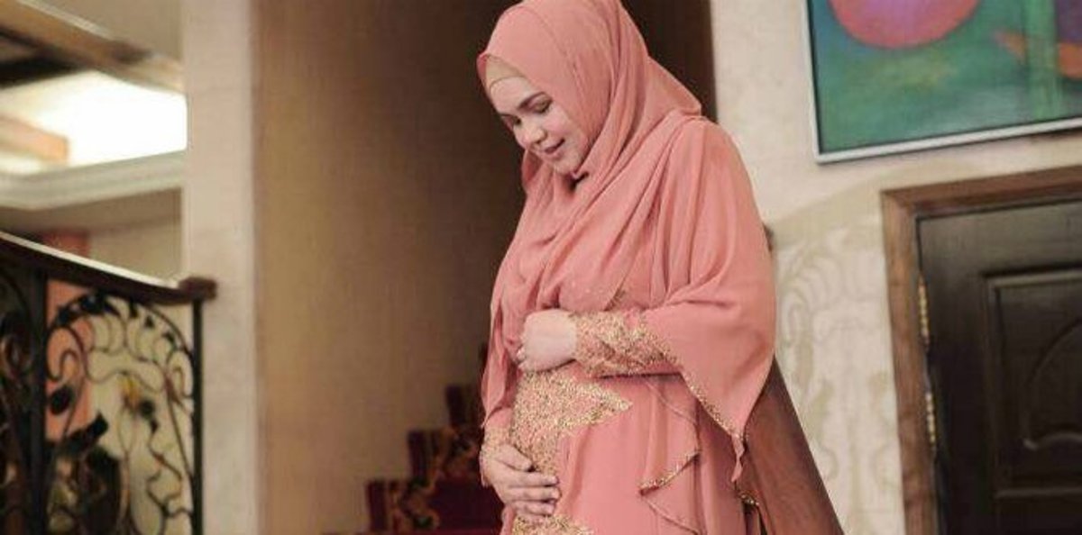 Detail Gambar Siti Nurhaliza Menyanyi Nomer 29