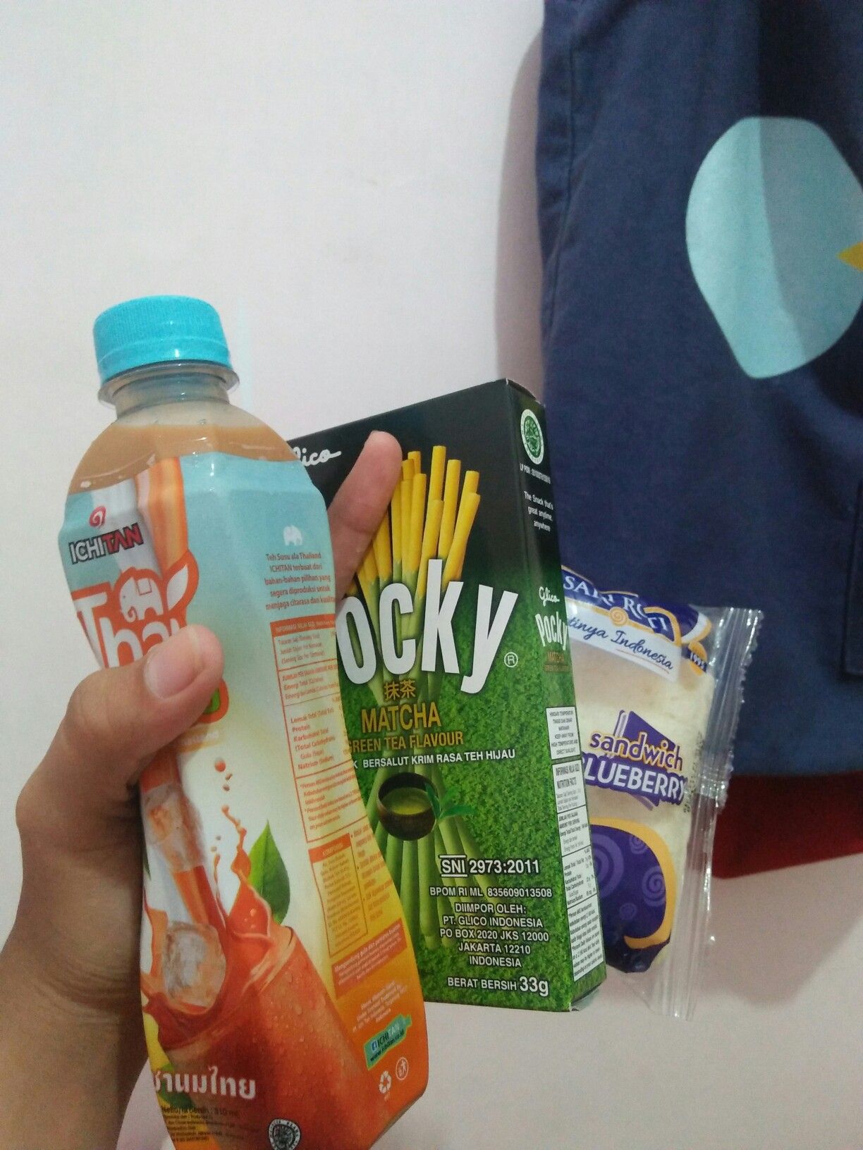 Detail Gambar Snack Dan Minuman Nomer 19