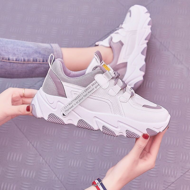 Detail Gambar Sneakers Wanita Nomer 23