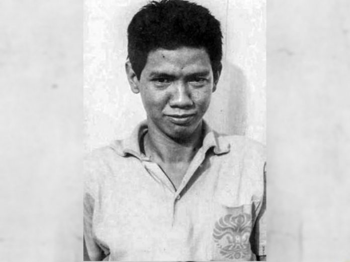 Detail Gambar Soe Hok Gie Hitam Putih Nomer 10