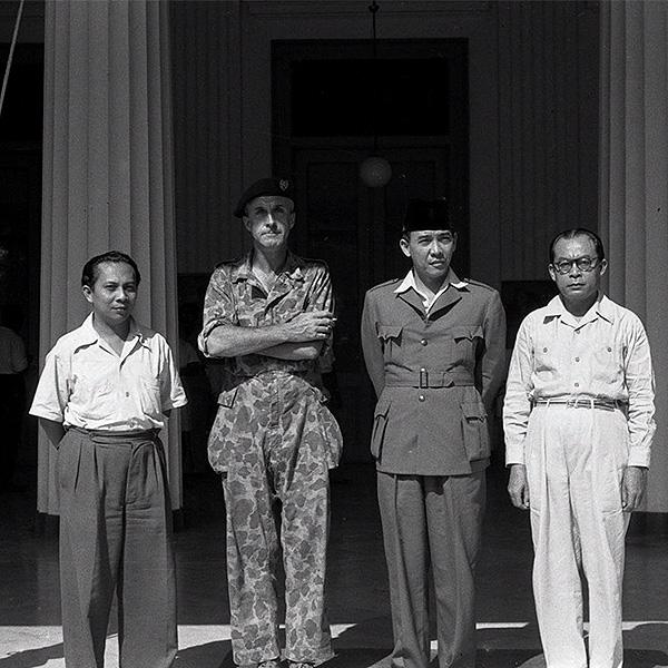 Detail Gambar Soekarno Hatta Hitam Putih Nomer 28