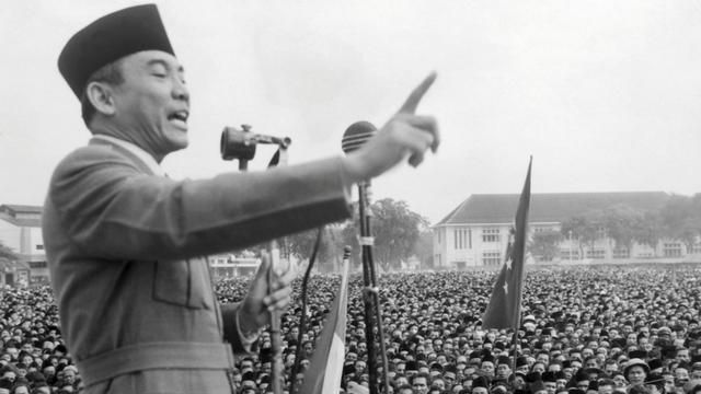 Detail Gambar Soekarno Hitam Putih Nomer 37