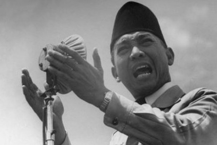 Detail Gambar Soekarno Pidato Nomer 2