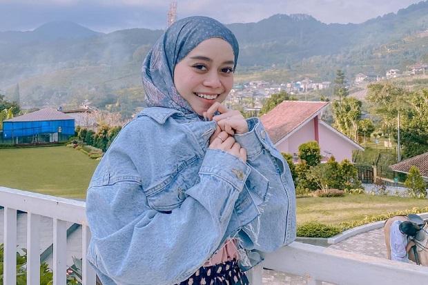 Detail Gambar Sok Cantik Nomer 42