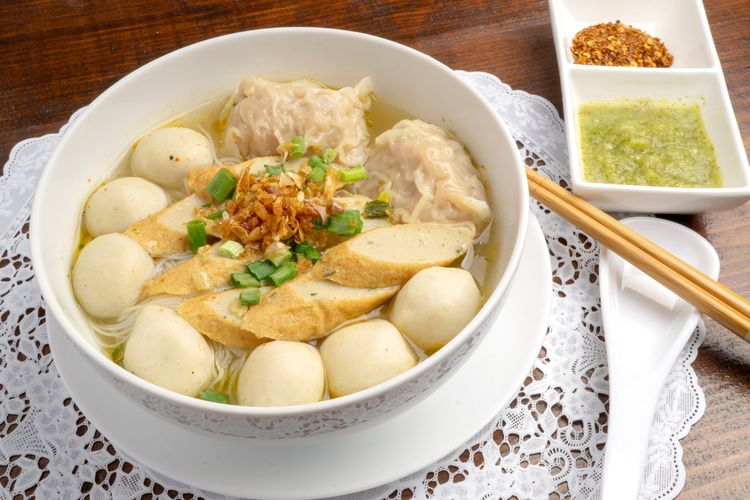 Detail Gambar Sop Bakso Ikan Nomer 30