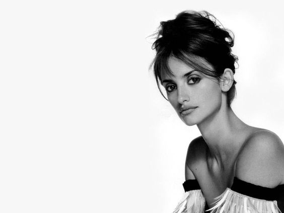 Detail Angelina Jolie Frisuren Nomer 9