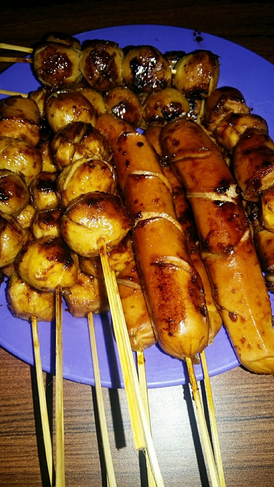 Detail Gambar Sosis Bakar Dan Bakso Bakar Nomer 55