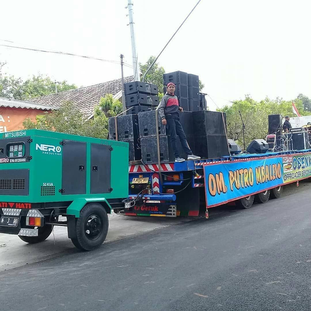 Detail Gambar Sound System Karnaval Nomer 2