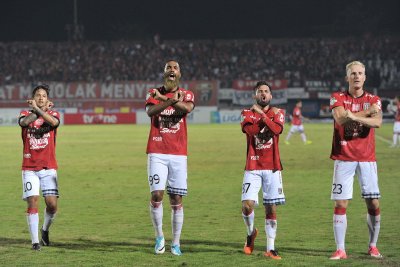 Detail Gambar Stadion Bali United Nomer 38