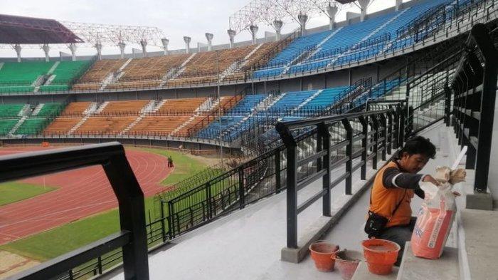 Detail Gambar Stadion Gelora Bung Tomo Nomer 52