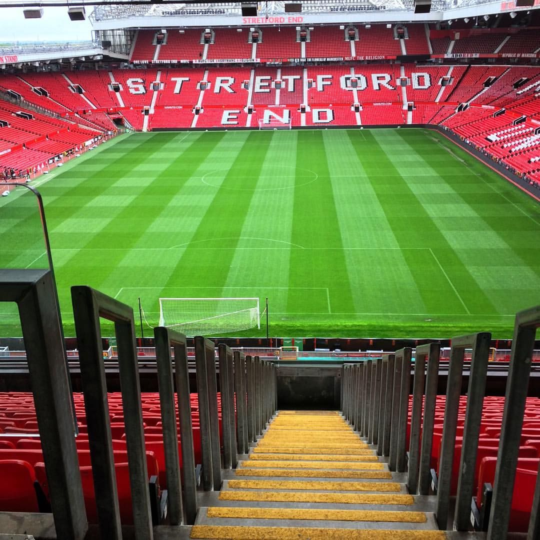 Detail Gambar Stadion Manchester United Nomer 29