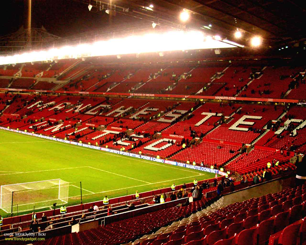 Detail Gambar Stadion Manchester United Nomer 6