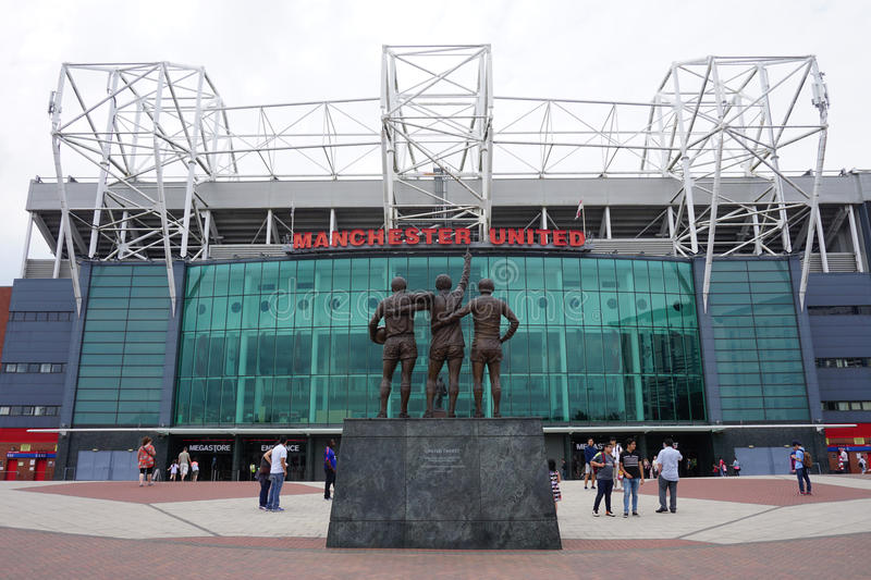 Detail Gambar Stadion Manchester United Nomer 50