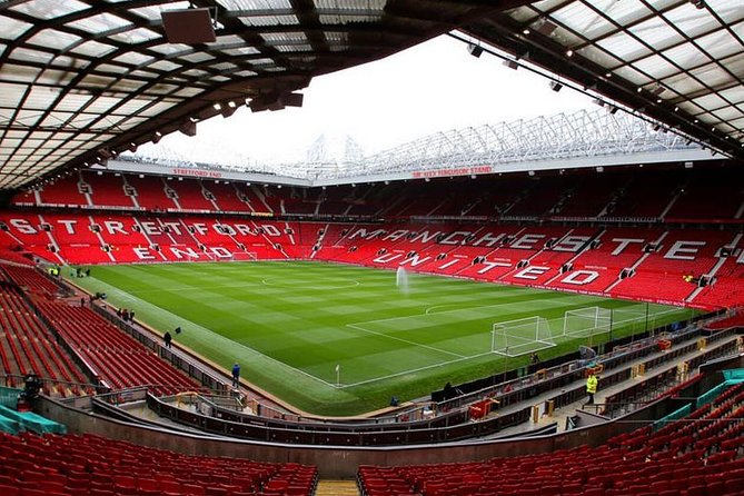 Detail Gambar Stadion Old Trafford Nomer 2