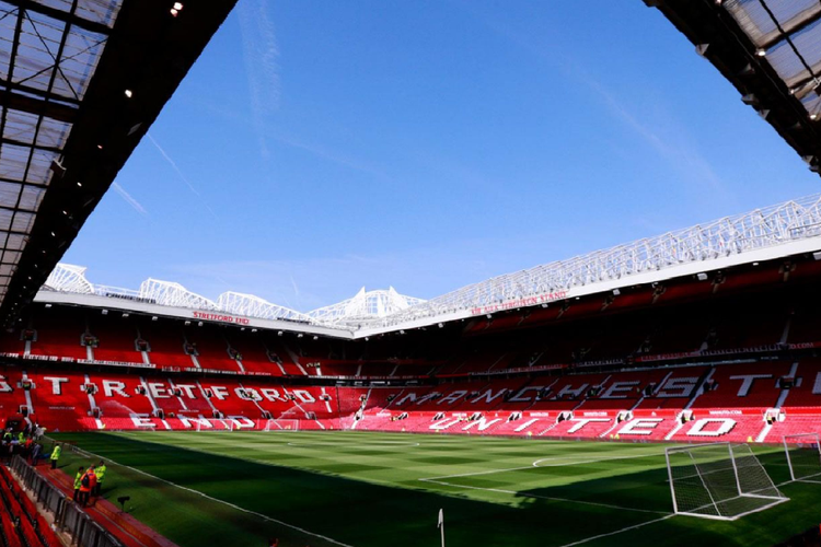 Detail Gambar Stadion Old Trafford Nomer 41