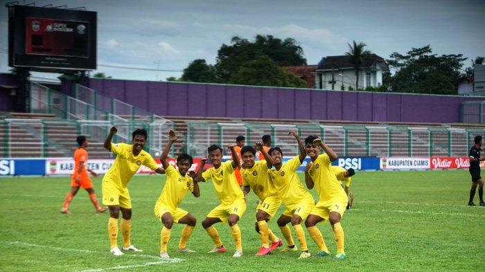 Detail Gambar Stadion Psgc Ciamis Nomer 58