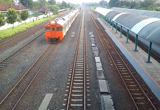 Detail Gambar Stasiun Kereta Api Gubeng Nomer 46