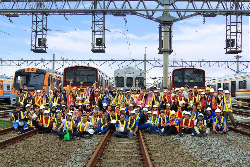 Detail Gambar Stasiun Kereta Api Krl Depok Nomer 34