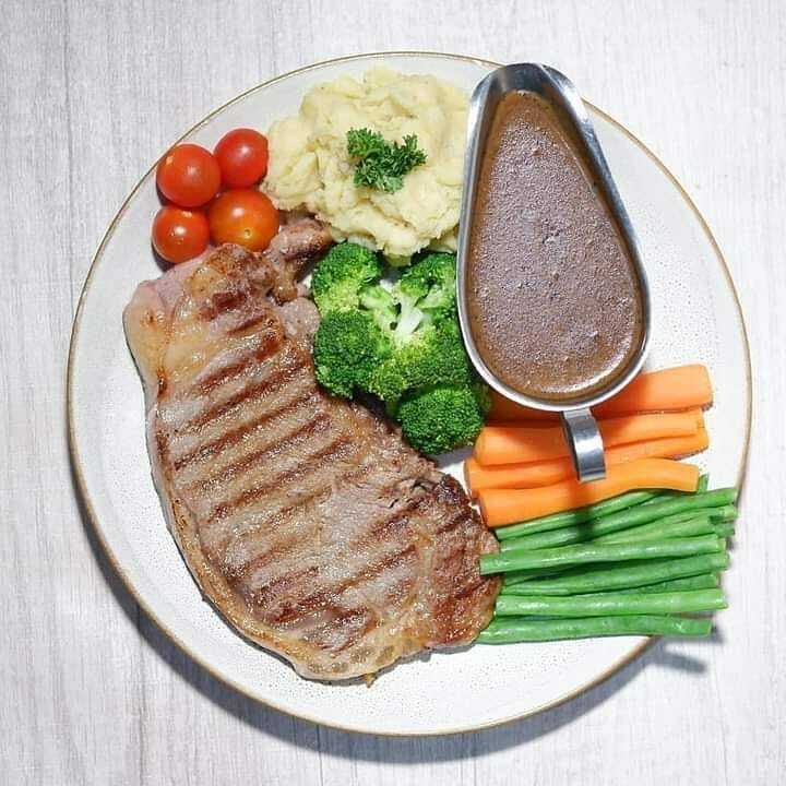 Detail Gambar Steak Daging Sapi Nomer 41