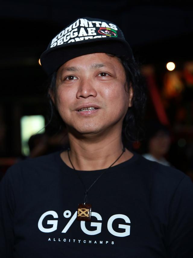 Gambar Steven Jam - KibrisPDR