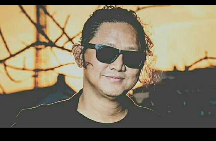 Detail Gambar Steven Jam Nomer 23