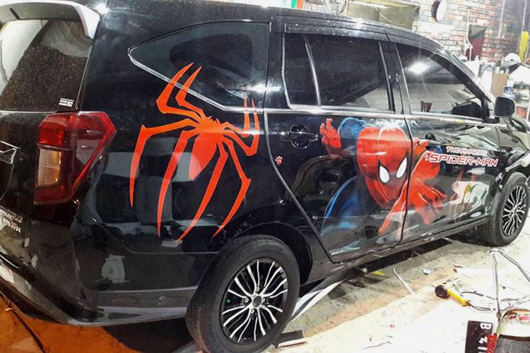 Detail Gambar Stiker Di Mobil Nomer 18