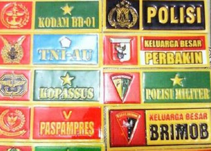 Detail Gambar Stiker Mobil Logo Tni Nomer 10