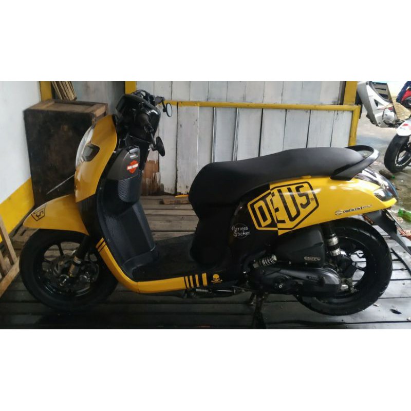 Detail Gambar Stiker Motor Scoopy Full Body Nomer 49